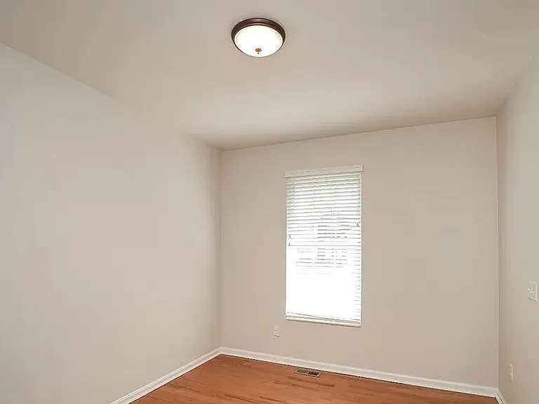8006 Summerlin Ct — Photo 9