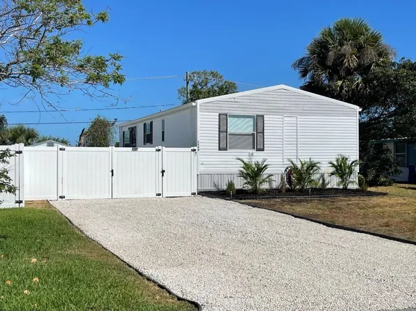 6949 SE Ridgeway Terrace, Hobe Sound, FL 33455