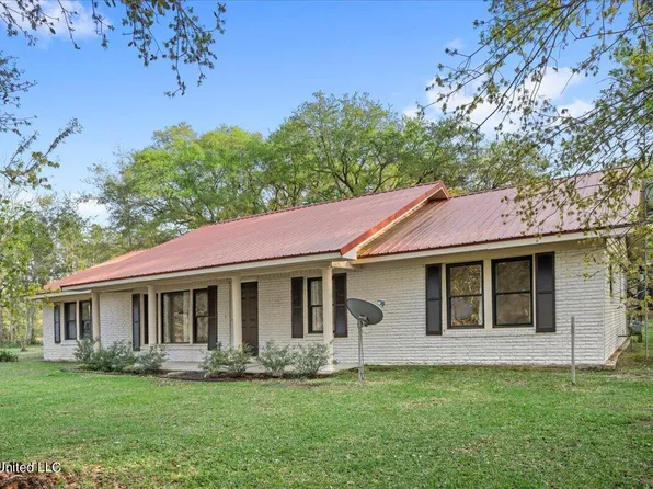 3600 Roberts Rd, Moss Point, MS 39562