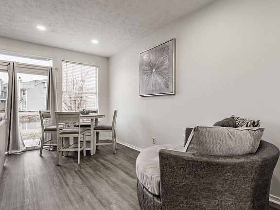 4th image of 3278 Oceanline East Dr