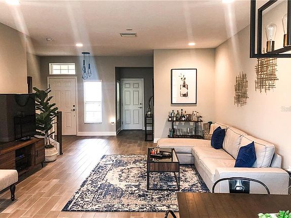 4th image of 30219 Southwell Ln