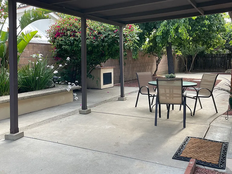 16334 Chatsworth St — Photo 17