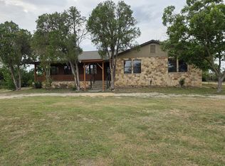 627 Wild Coyote Trl, Marion, TX 78124