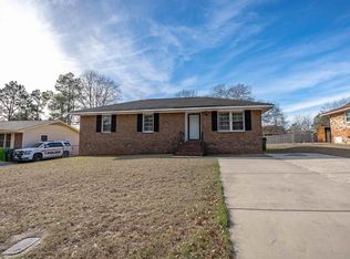 324 Gatlin Dr, Hopkins, SC 29061