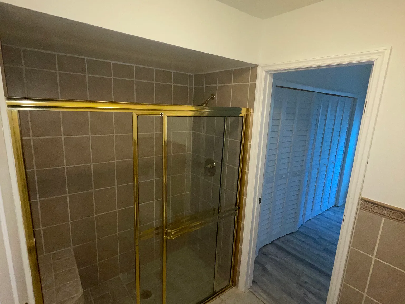 10143 Chesham Dr — Photo 4