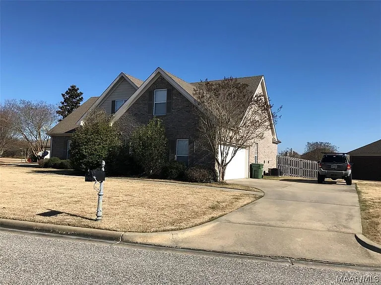 9515 Helmsley Cir — Photo 1