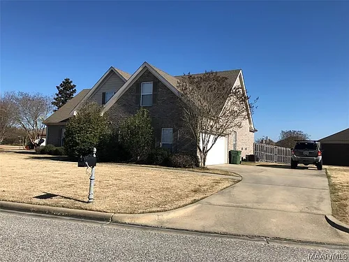 9515 Helmsley Cir Photo 1