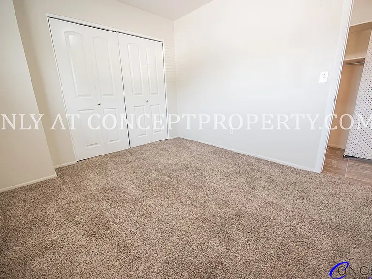 100 S Orchard Dr — Photo 50