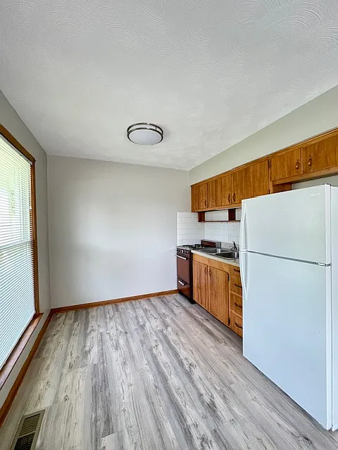 Building Photo - 111 Glenwood Dr #111