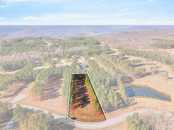 2nd image of 430 Crockett Loop