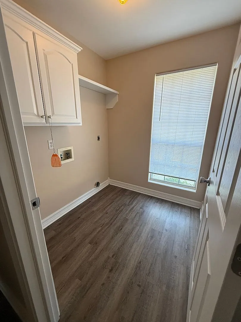 3035 Zion Rd — Photo 2