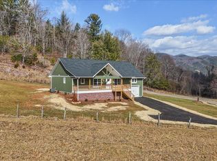 116 Coleman Rd, Hampton, TN 37658