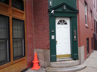 17 Cooper St APT 2, Boston, MA 02113