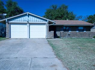 2703 Shawn Dr, Denison, TX 75020