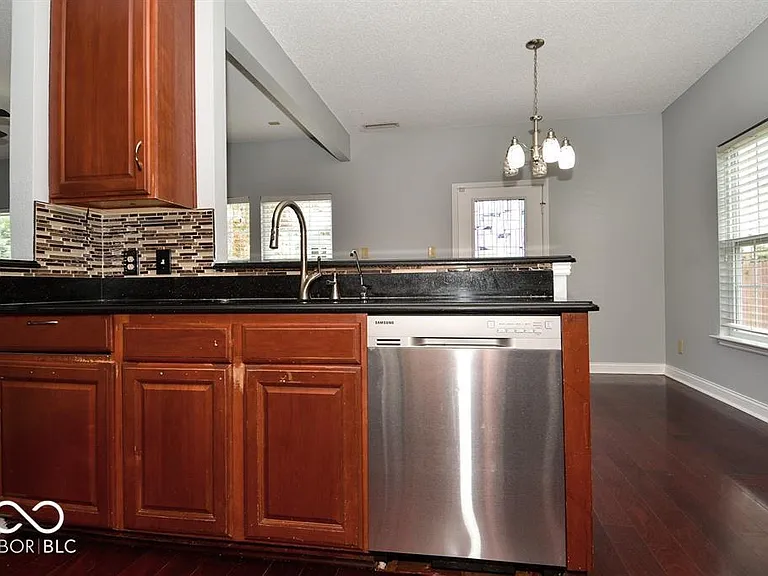 15208 Radiance Dr — Photo 22
