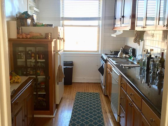5th image of 4507 N Greenview Ave APT 3E