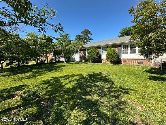 2nd image of 315 Hampton Drive
