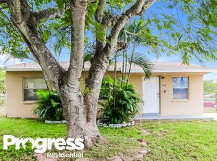 7630 Grove Rd, Lake Worth, FL 33462