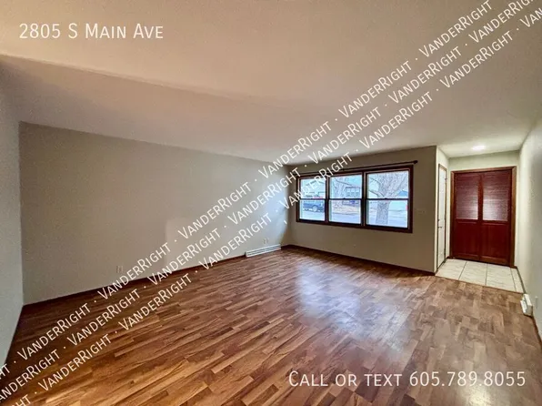 2805 S Main Ave, Sioux Falls, SD 57105