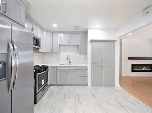 1083 Acacia Ave, Sacramento, CA 95815