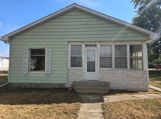 117 S Rutledge St, Paullina, IA 51046