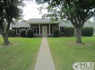 1100 Somerset Dr, Lebanon, TN 37090