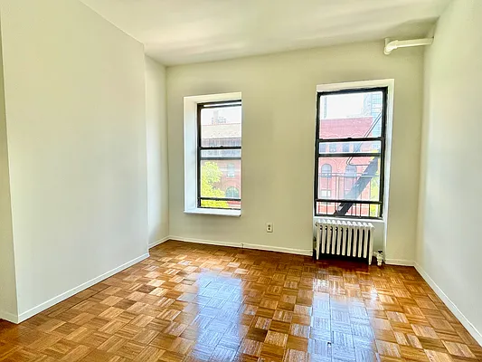 Rented by Compass | media 2