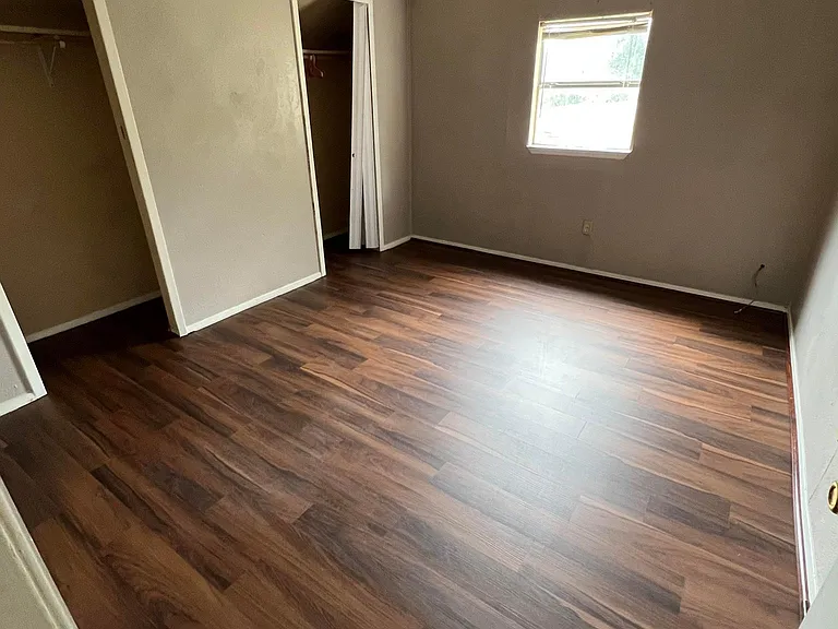 209 Stonecreek Dr — Photo 6