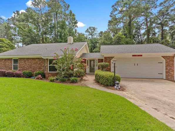 8214 Chickasaw Trl, Tallahassee, FL 32312