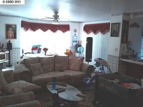 1st image of 32738 Fullerton Ct
