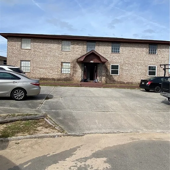 113 Woodhouse Ln #B — Photo 11