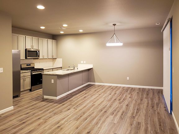 4th image of 6913 Delaney Ln NE #B