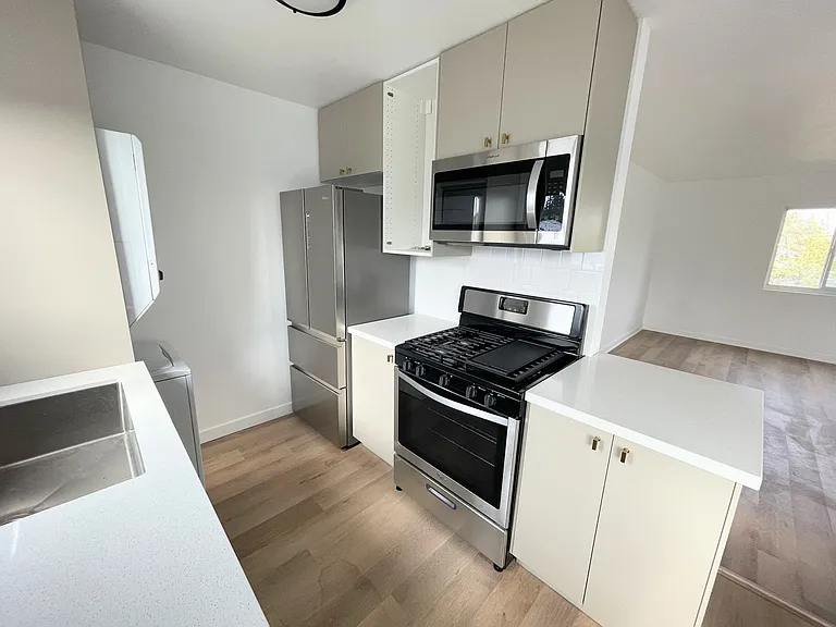 5347 Blackwelder St. — Photo 4