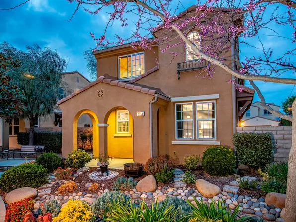 2954 Encina Ln, Simi Valley, CA 93065