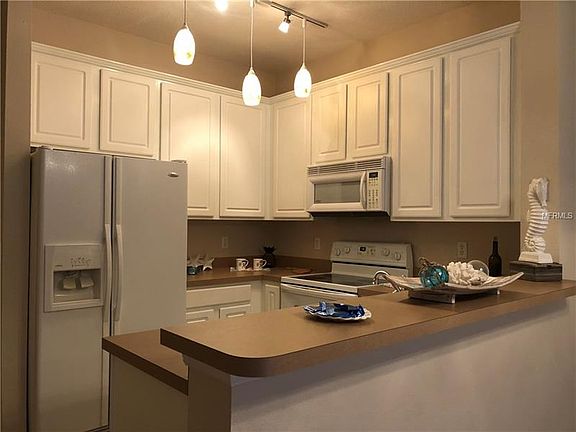 5th image of 2093 Winterset Dr