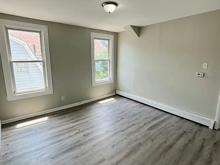 27-29 N Munn Ave #2A — Photo 8