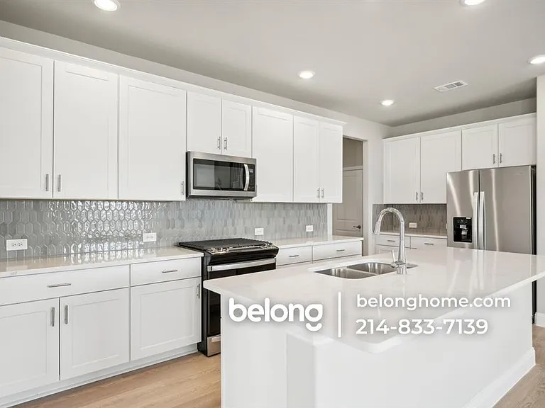 611 Marigold Hill Way — Photo 2