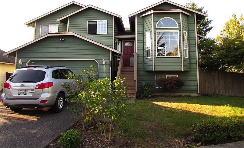 1st image of 17685 Hamburg St SE