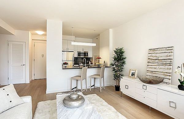 1st image of 180 Myrtle Ave APT 8J