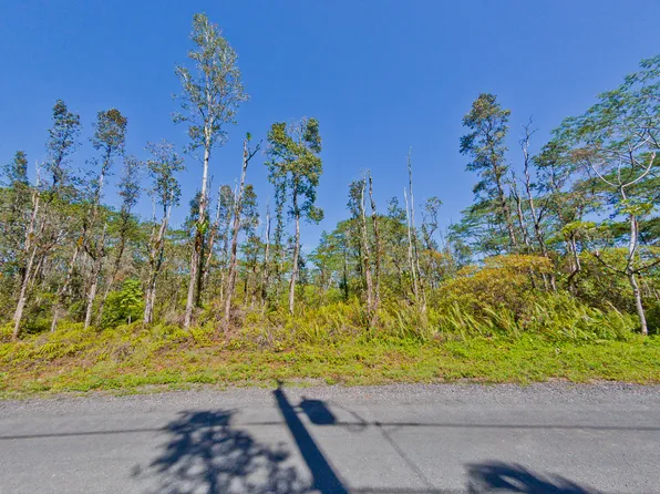 17th Ave, Keaau, HI 96749