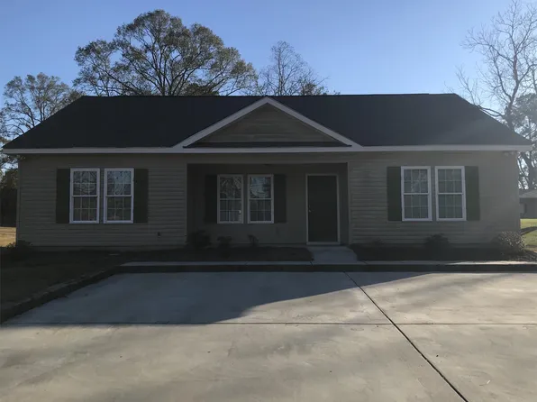 2808 Davis Rd, Tifton, GA 31793