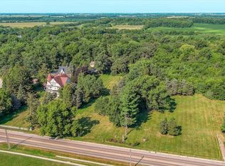 526 N Main St, Elburn, IL 60119