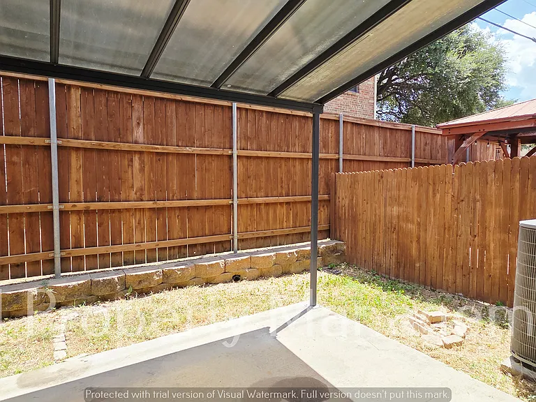 3676 Vienna St — Photo 14