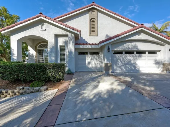 4028 James Dr, Carlsbad, CA 92008