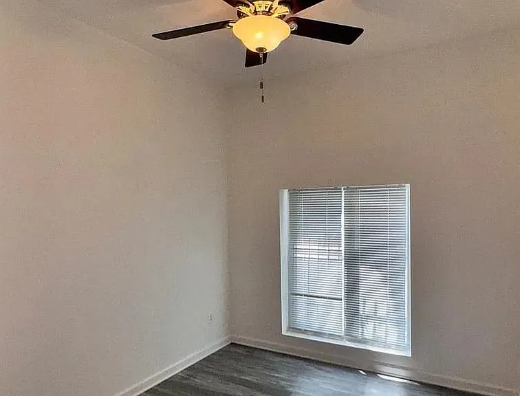 503 N Lakewood Ave #4 — Photo 2