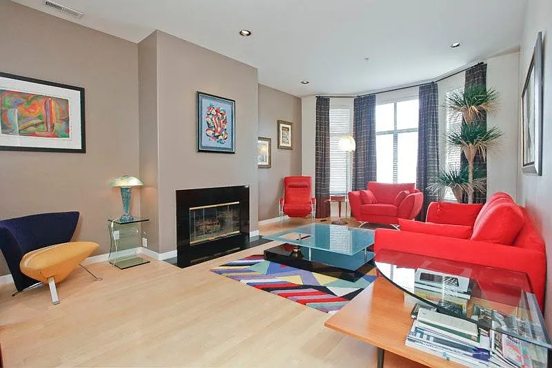 Living Area - 270 Linden St #301
