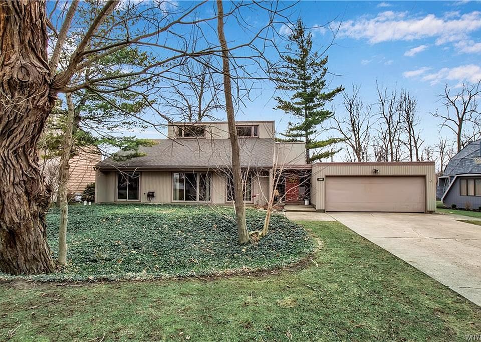 1st image of 273 Lehn Springs Dr