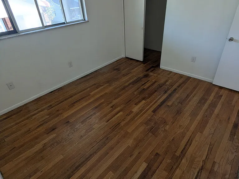 305 Walden Ave — Photo 6