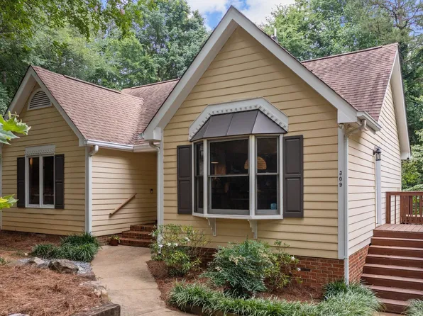 309 Westbrook Dr, Carrboro, NC 27510