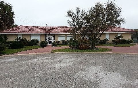 1st image of 945 Margarita Cir